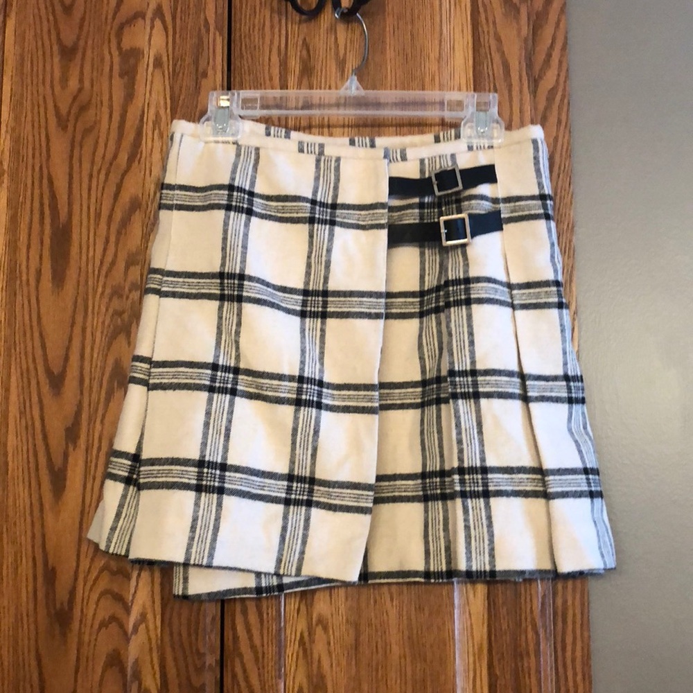 Banana republic skirt size 2